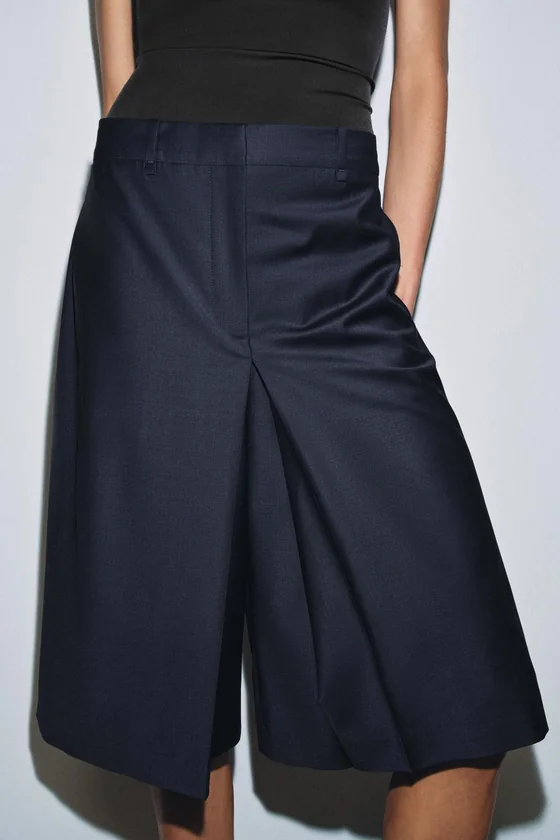 ДЛИННЫЕ ШОРТЫ ИЗ СМЕСОВОЙ ШЕРСТИ — коллекция Zara «ZW»