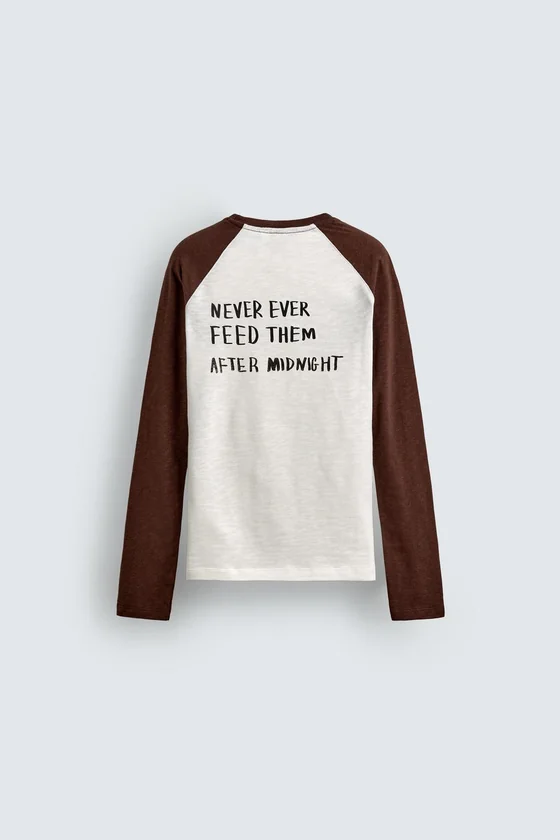 ФУТБОЛКА ИЗ ХЛОПКА С ИЛЛЮСТРАЦИЕЙ GREMLINS™ & © X DYLAN´S T-SHIRT CLUB X ZARA