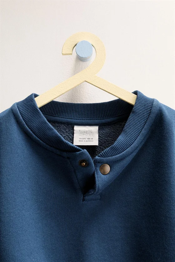 Zara «Timeless» - ОДНОТОННАЯ ТОЛСТОВКА