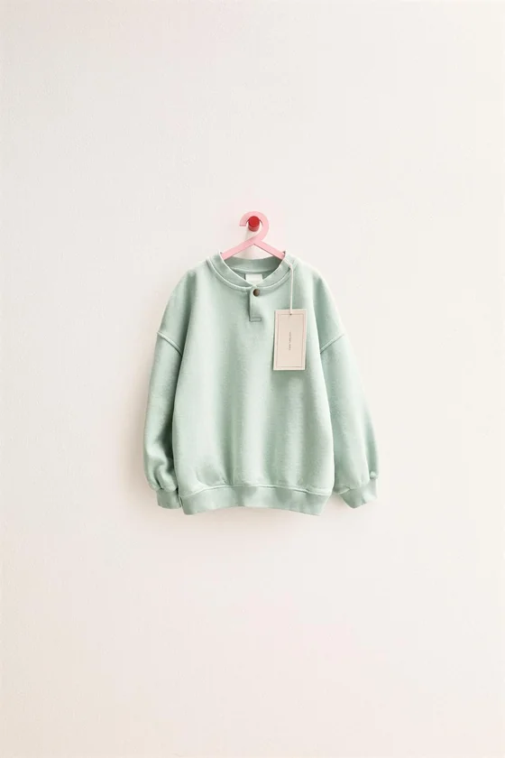 Zara «Timeless» - ОДНОТОННАЯ ТОЛСТОВКА
