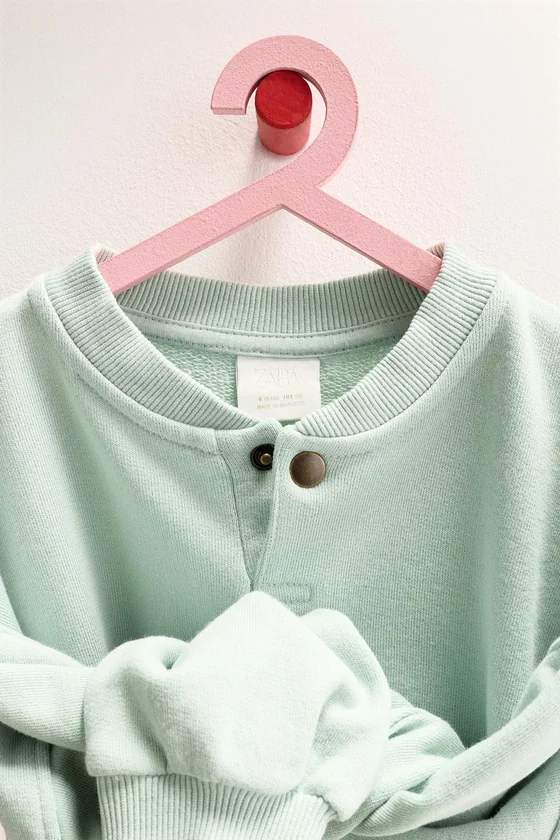 Zara «Timeless» - ОДНОТОННАЯ ТОЛСТОВКА