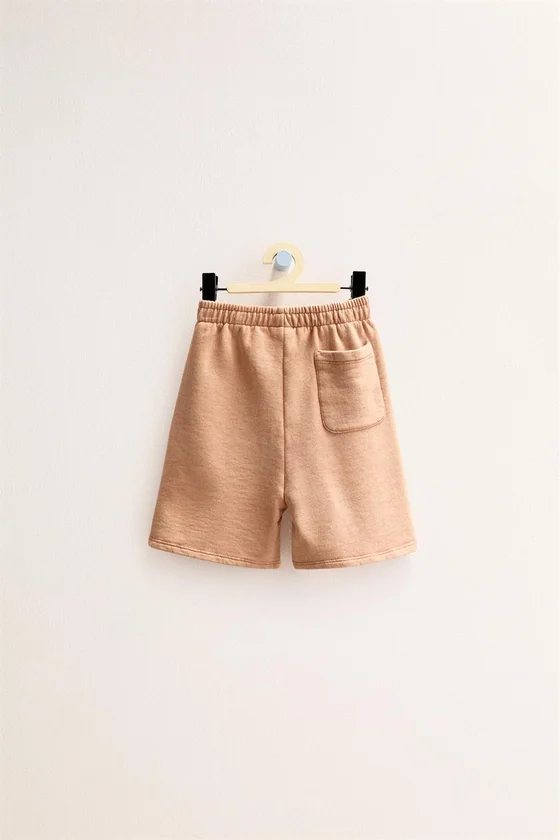 Zara «Timeless» — ОДНОТОННЫЕ ШОРТЫ