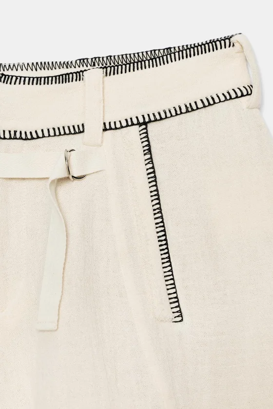 ШОРТЫ С ДЕКОРАТИВНОЙ СТРОЧКОЙ — коллекция Zara «ZW»