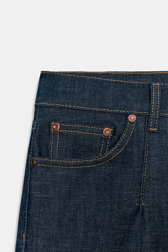УКОРОЧЕННЫЕ РАСШИРЕННЫЕ ДЖИНСЫ СО СРЕДНЕЙ ПОСАДКОЙ — коллекция Zara «ZW»