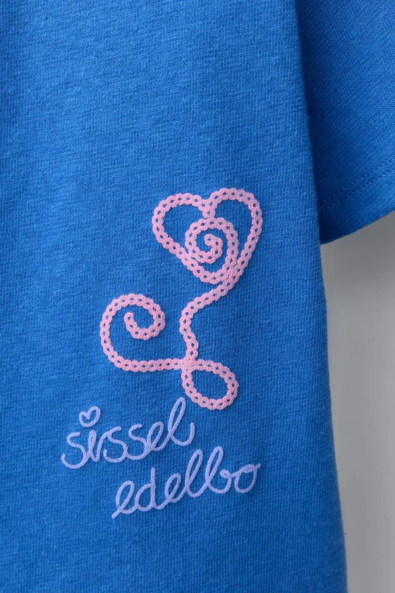 ФУТБОЛКА С ВЫШИВКОЙ SISSEL EDELBO X ZARA KIDS