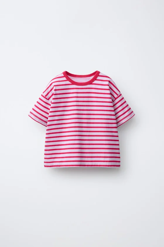 ФУТБОЛКА В ПОЛОСКУ