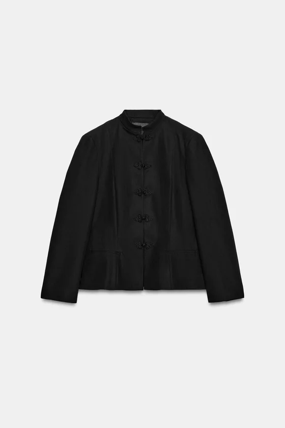БЛЕЙЗЕР С БАСКОЙ И НАВЕСНЫМИ ПЕТЛЯМИ — коллекция Zara «ZW»