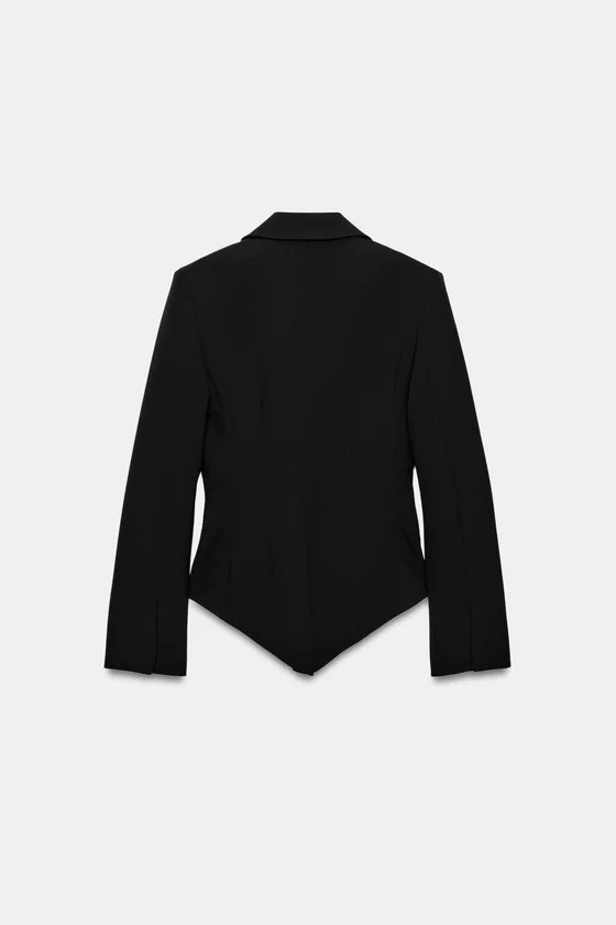 АСИММЕТРИЧНЫЙ БЛЕЙЗЕР — коллекция Zara «ZW»