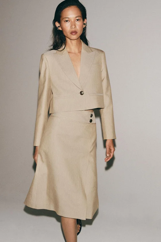 УКОРОЧЕННЫЙ БЛЕЙЗЕР В ПОЛОСКУ — коллекция Zara «ZW»