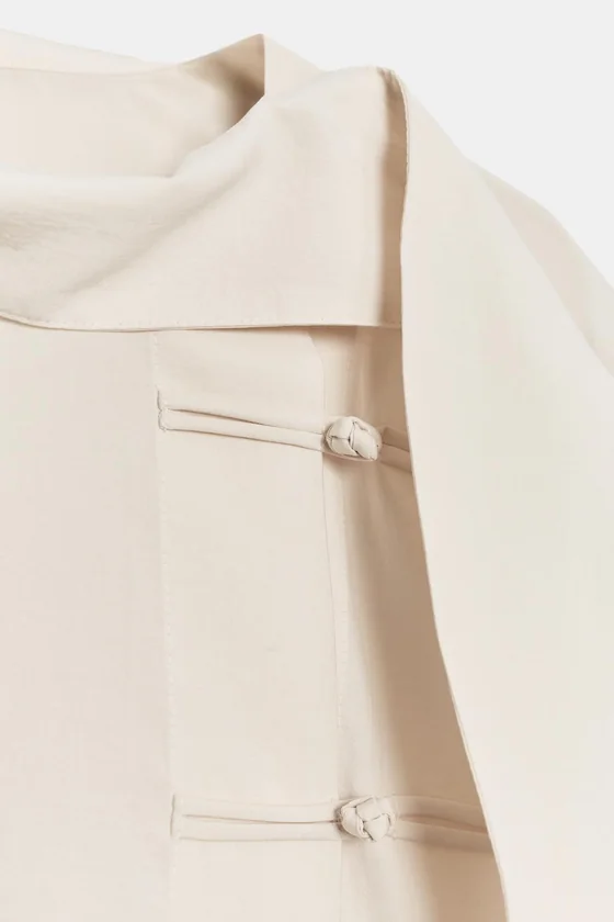 СВОБОДНАЯ БЛУЗА С ЗАСТЕЖКАМИ — коллекция Zara «ZW»