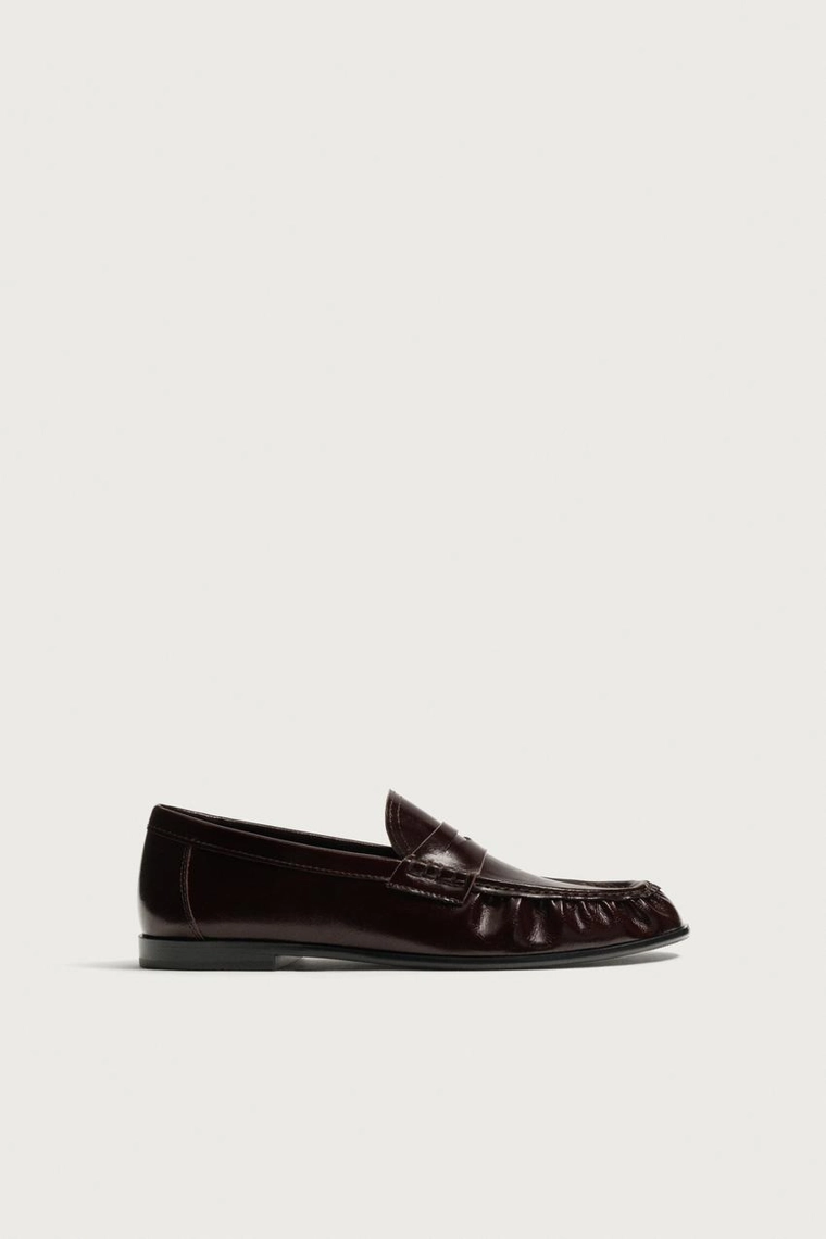 СТРОГИЕ ЛОФЕРЫ С ПЛАНКОЙ