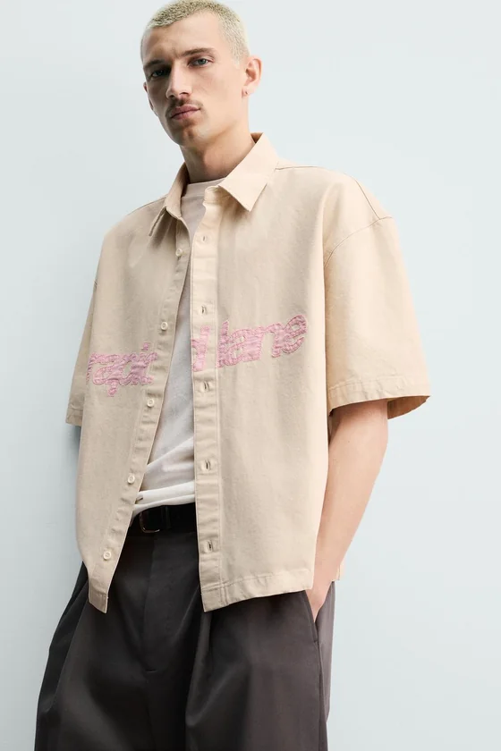 КУРТКА-РУБАШКА BOXY-FIT С НАШИВКАМИ