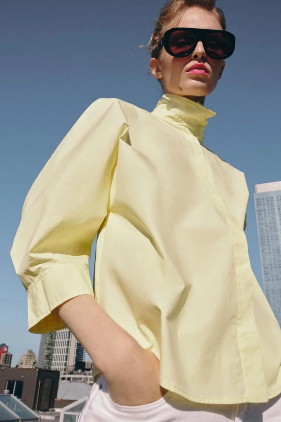 РУБАШКА С ОБЪЕМНЫМИ РУКАВАМИ коллекция Zara «ZW»