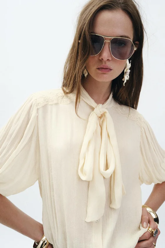 КОРОТКИЙ КОМБИНЕЗОН С КРУЖЕВОМ — коллекция Zara «ZW»
