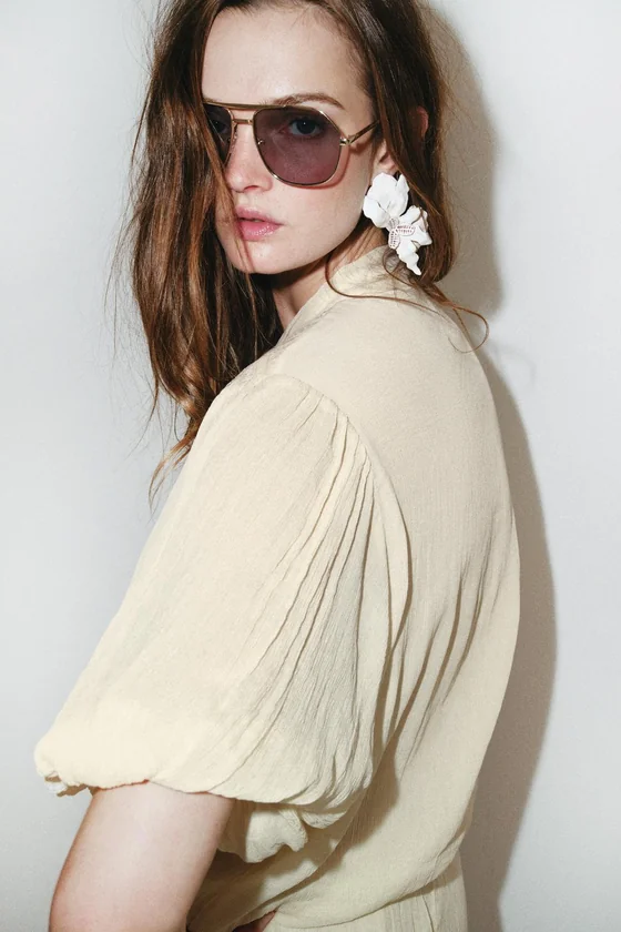 КОРОТКИЙ КОМБИНЕЗОН С КРУЖЕВОМ — коллекция Zara «ZW»