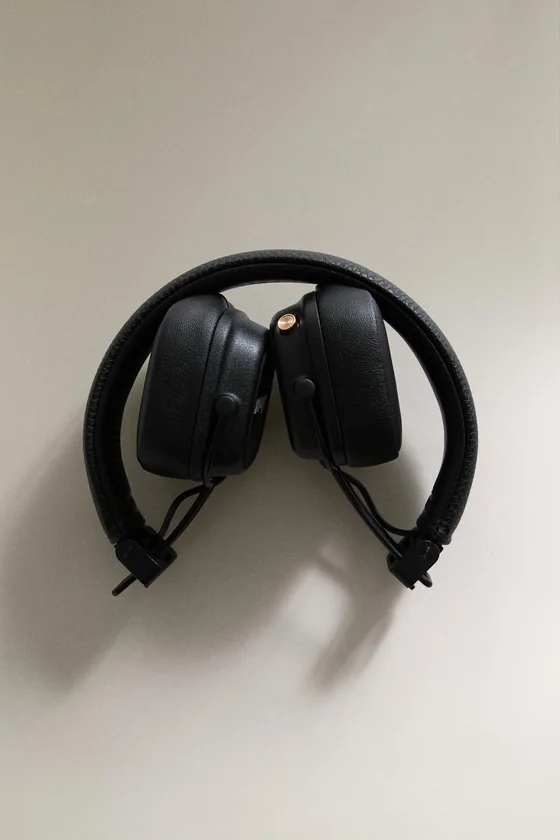 Беспроводные наушники marshall major v