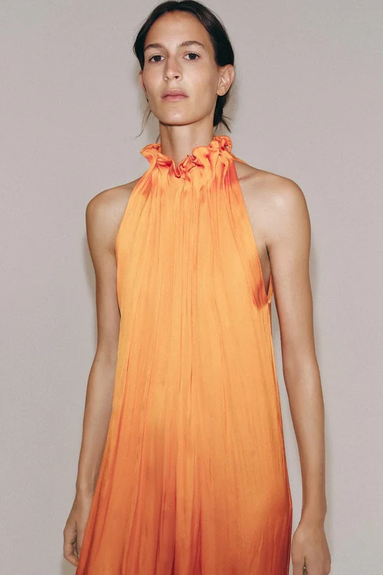 АТЛАСНЫЙ КОМБИНЕЗОН — коллекция Zara «ZW»
