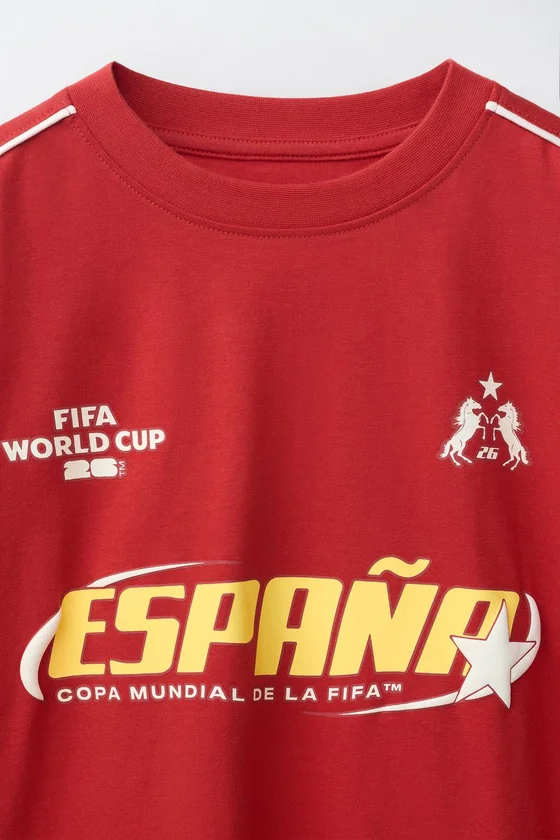 ФУТБОЛКА С ПРИНТОМ «ИСПАНИЯ FIFA WORLD CUP™ 2026»