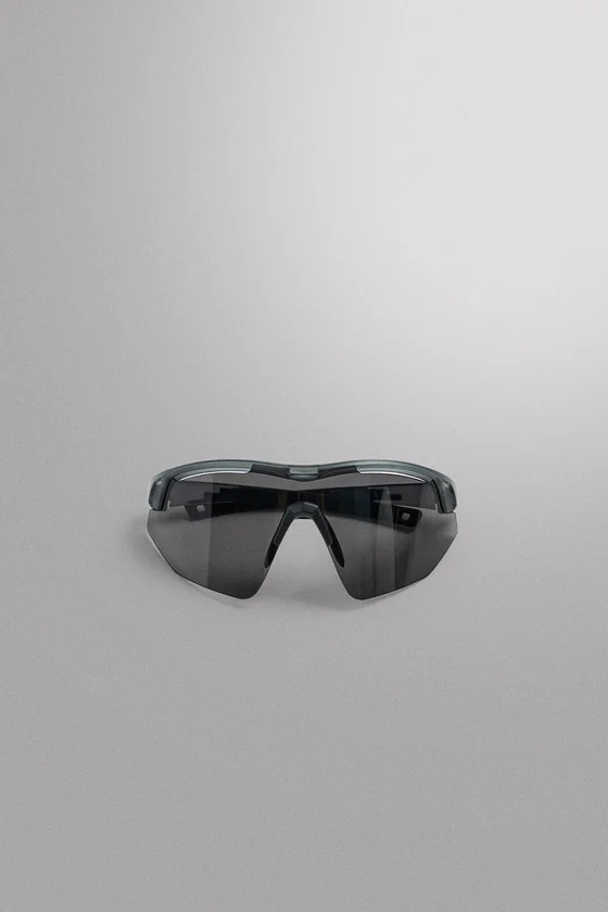 СОЛНЦЕЗАЩИТНЫЕ ОЧКИ EASSUN
