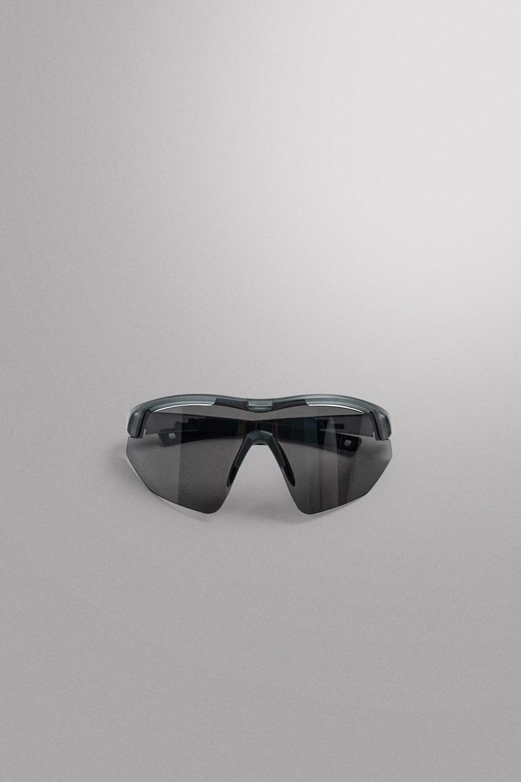 СОЛНЦЕЗАЩИТНЫЕ ОЧКИ EASSUN