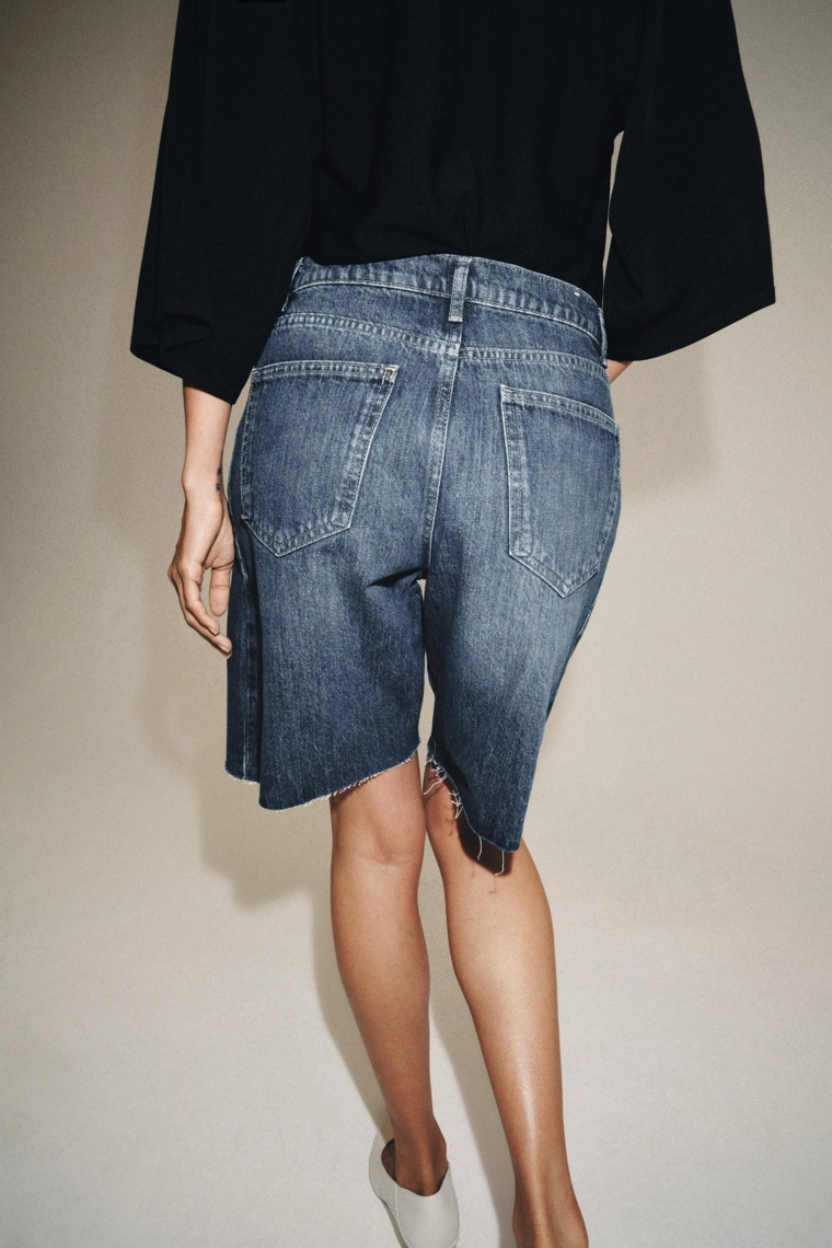 ДЖИНСОВЫЕ ШОРТЫ  СО СРЕДНЕЙ ПОСАДКОЙ — коллекция Zara «ZW»