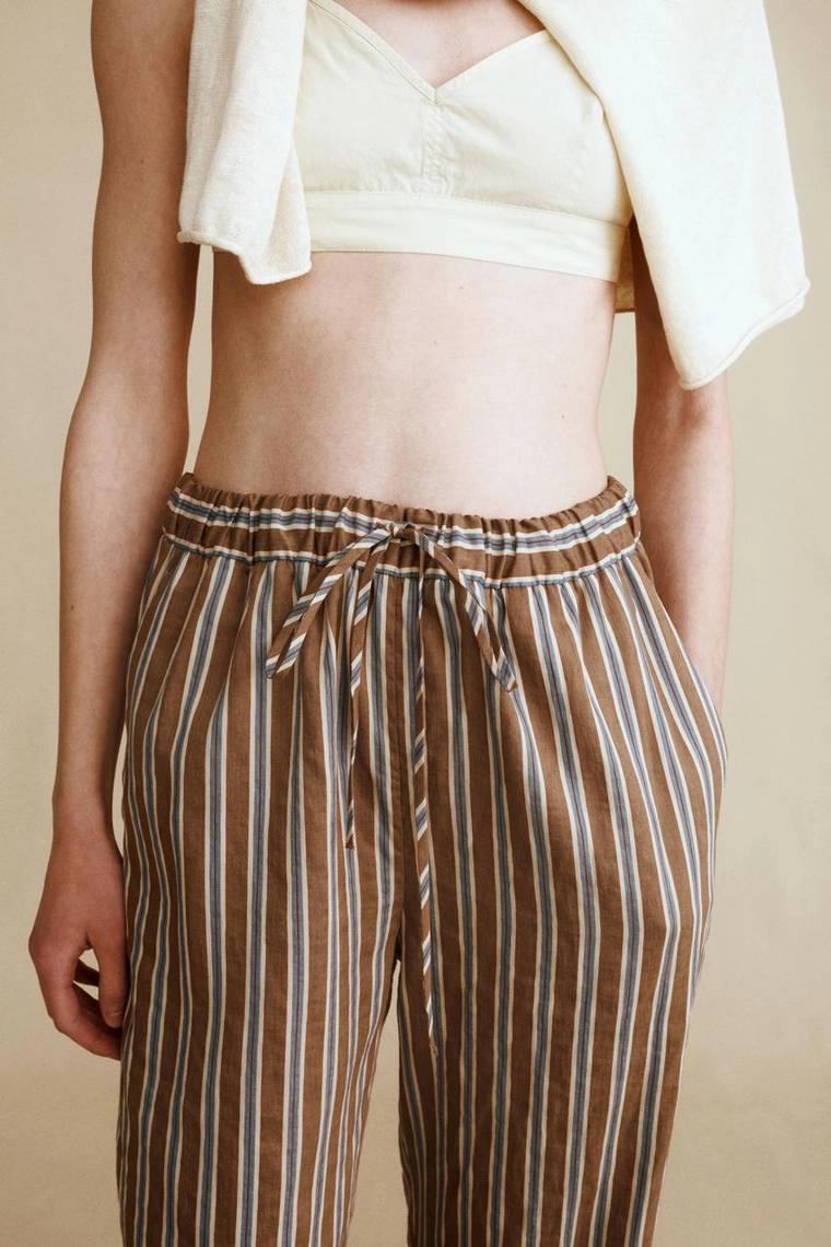 Брюки из льняной смеси в полоску, созданные caramel london x zara