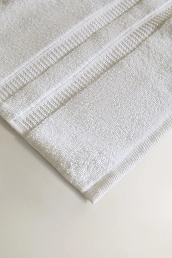 Махровое полотенце с двойной каймой extra soft