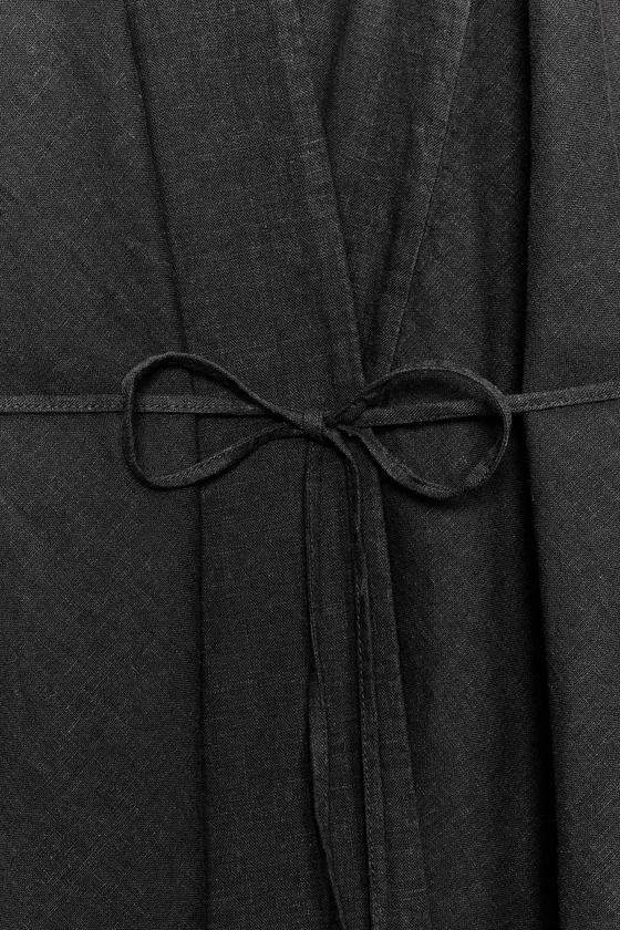 ЛЬНЯНОЙ ТОП НА ЗАПÁХЕ — коллекция Zara «ZW»