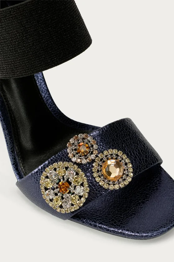 Босоножки на каблуке из металлизированной кожи marisa berenson x zara