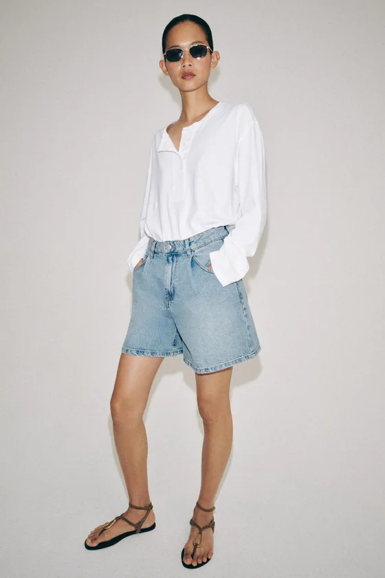 ДЕНИМОВЫЕ ШОРТЫ С ВЫСОКОЙ ПОСАДКОЙ — коллекция Zara «ZW»