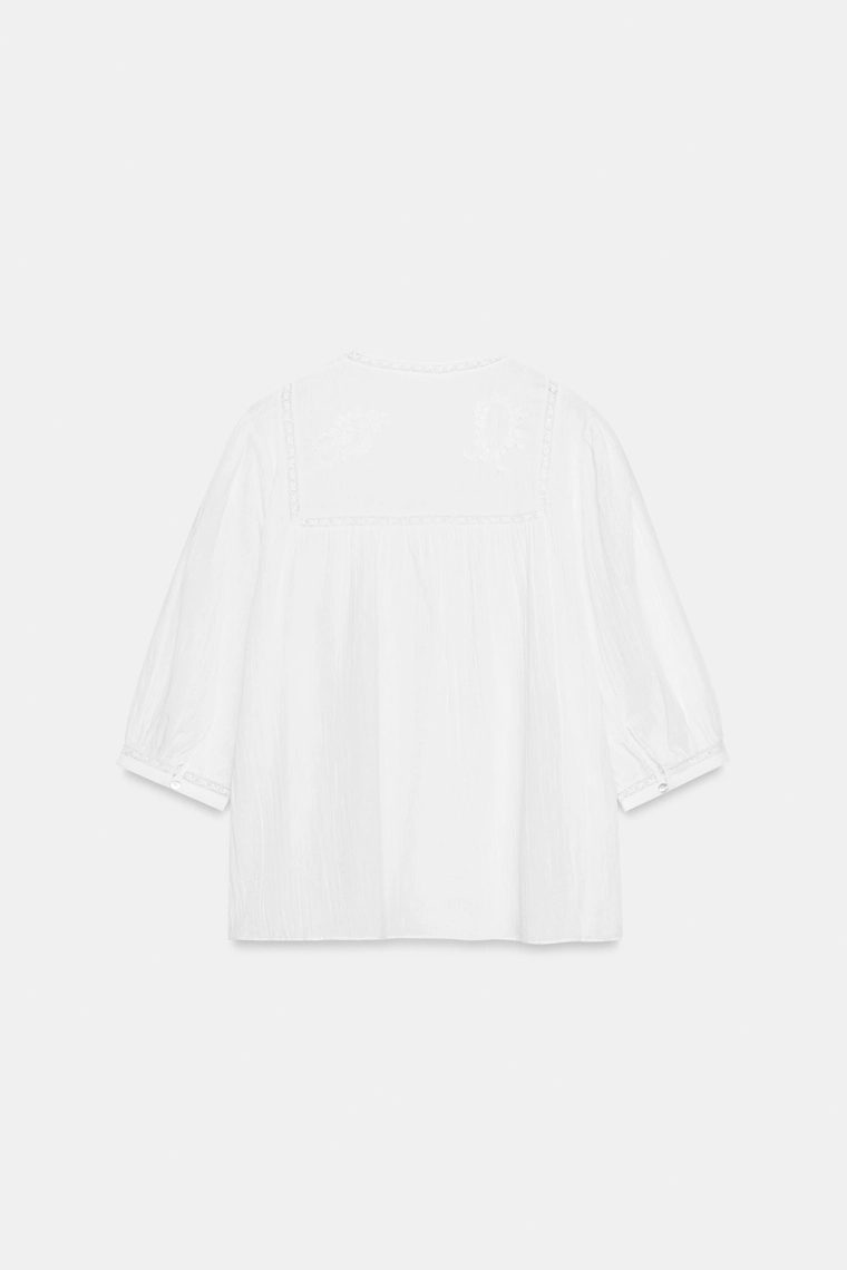 РУБАШКА С ВЫШИВКОЙ И КРУЖЕВОМ — коллекция Zara «ZW»