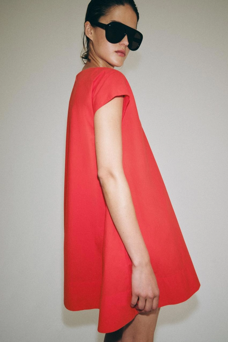 КОРОТКОЕ ПЛАТЬЕ ИЗ ПОПЛИНА — коллекция Zara «ZW»