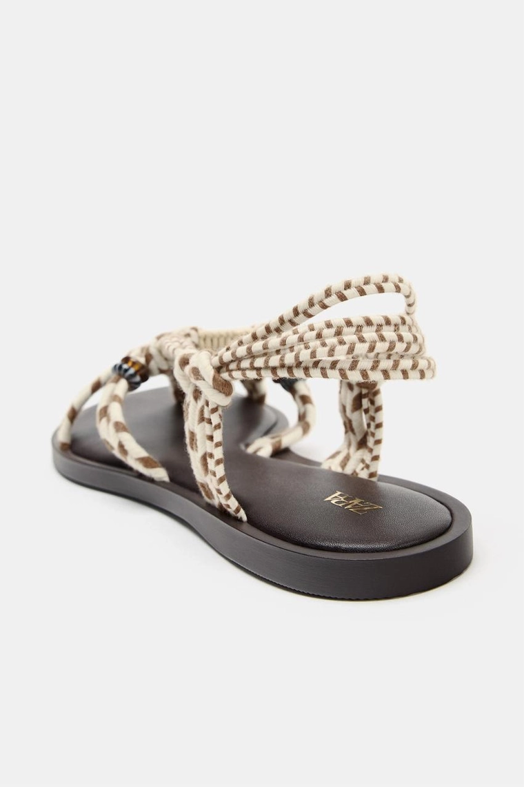 САНДАЛИИ НА ПЛОСКОЙ ПОДОШВЕ С РЕМЕШКАМИ