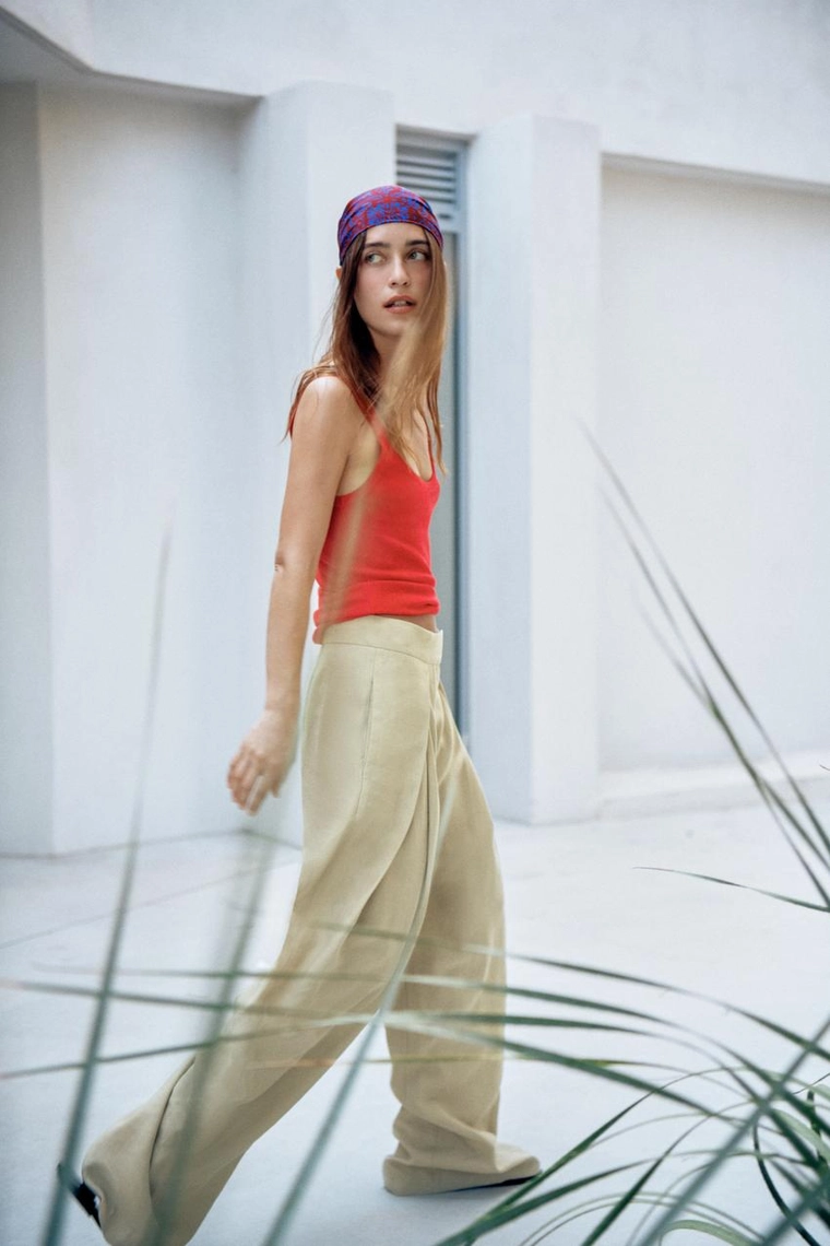 БРЮКИ  С ЗАЩИПАМИ — коллекция Zara «ZW»