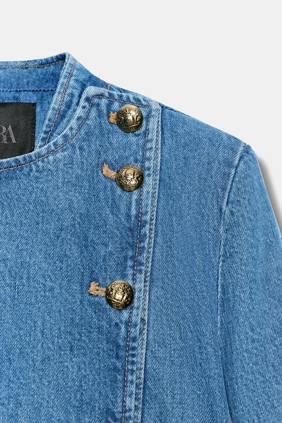ДЖИНСОВАЯ КУРТКА С ПОДПЛЕЧНИКАМИ — коллекция Zara «ZW»