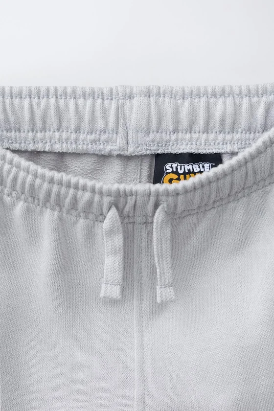 БЕРМУДЫ STUMBLE GUYS ™ © SCOPELY