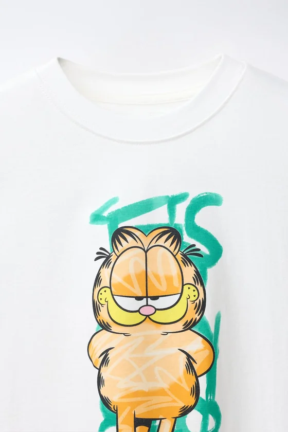 ФУТБОЛКА С ГРАФФИТИ GARFIELD © PAWS INC