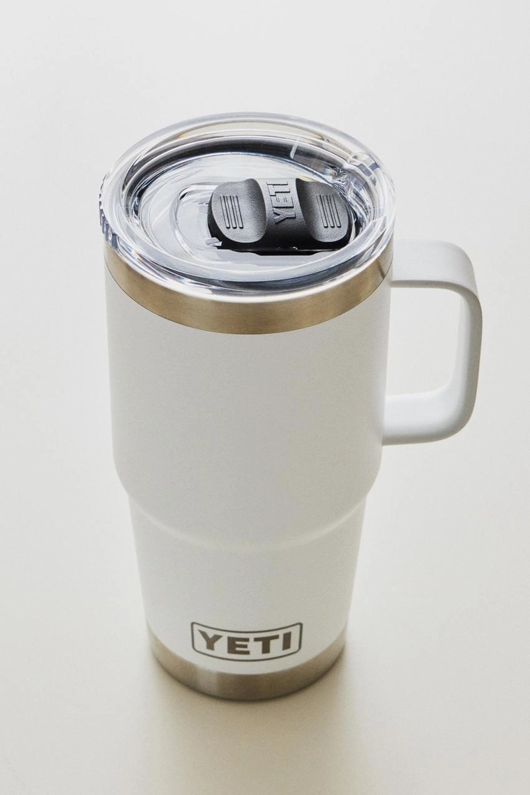 Термокружка для путешествий yeti