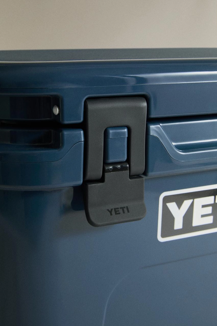 Маленький портативный жёсткий чехол yeti