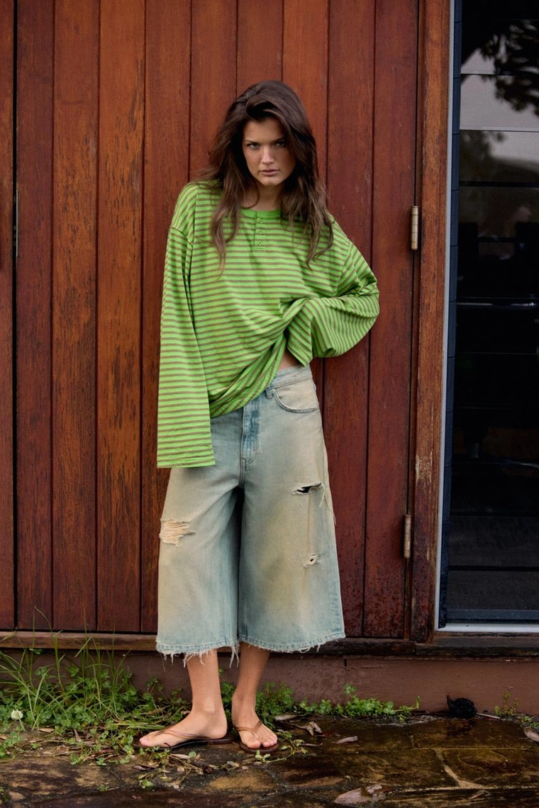 ДЖИНСОВЫЕ ШОРТЫ TRF BAGGY С РАЗРЕЗАМИ