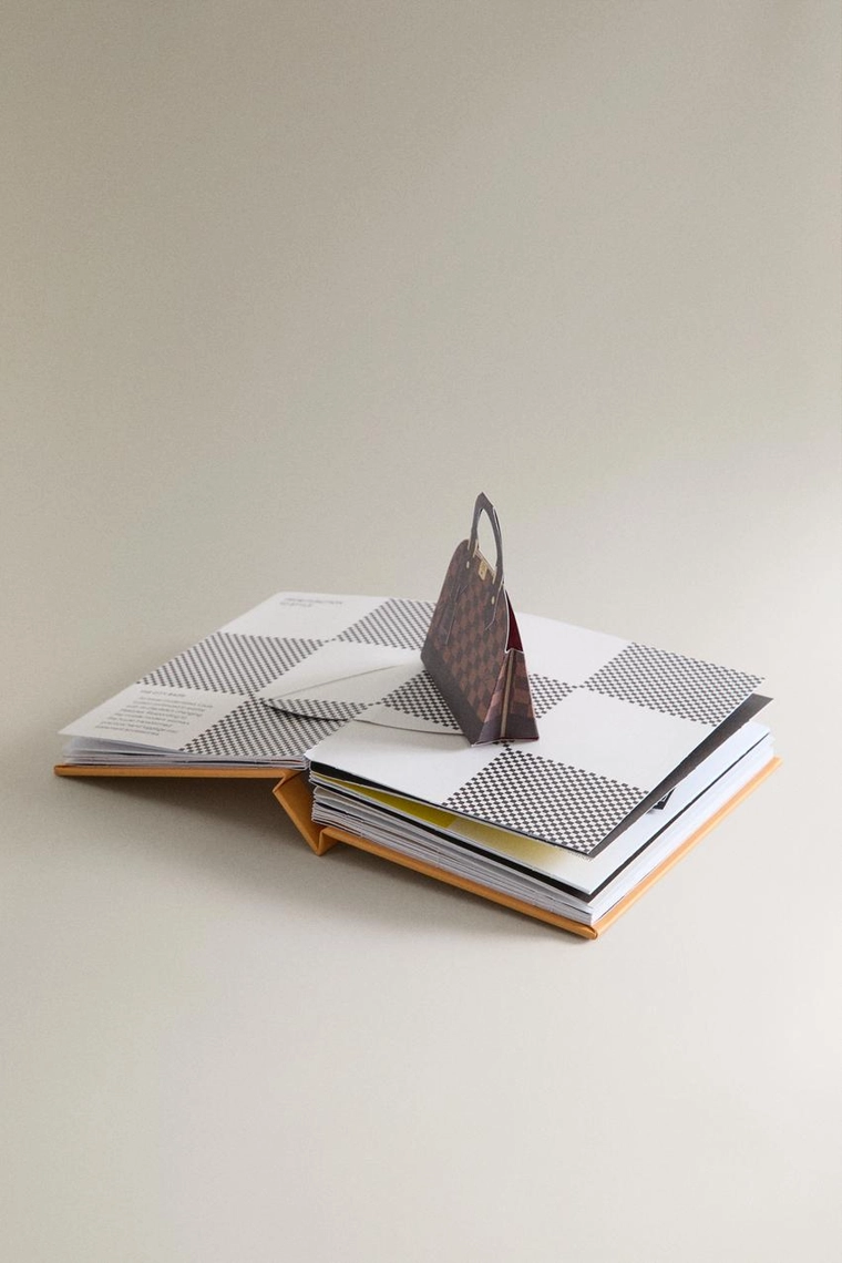 Книга с объёмными страницами fashion unfolded: louis vuitton
