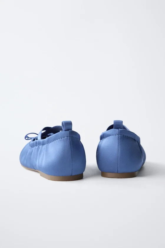 АТЛАСНЫЕ БАЛЕТКИ