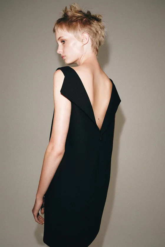 КОРОТКОЕ ПЛАТЬЕ — коллекция Zara «ZW»