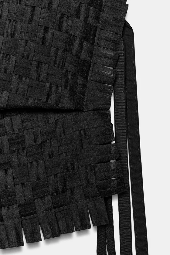 АCИММЕТРИЧНЫЙ ТОП — коллекция Zara «ZW»