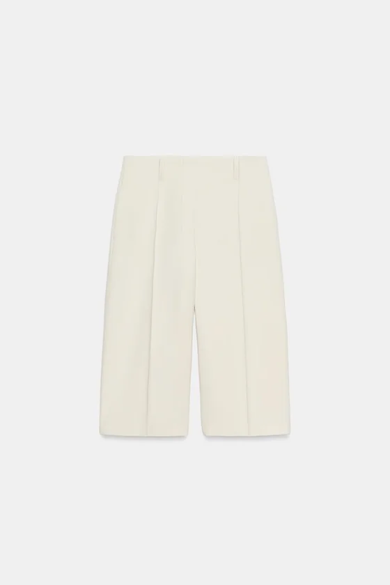 ПРЯМЫЕ ШОРТЫ С ЗАЩИПАМИ — коллекция Zara «ZW»
