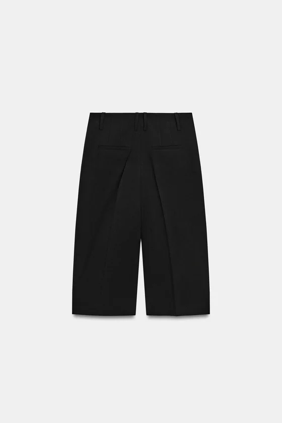ПРЯМЫЕ ШОРТЫ С ЗАЩИПАМИ — коллекция Zara «ZW»
