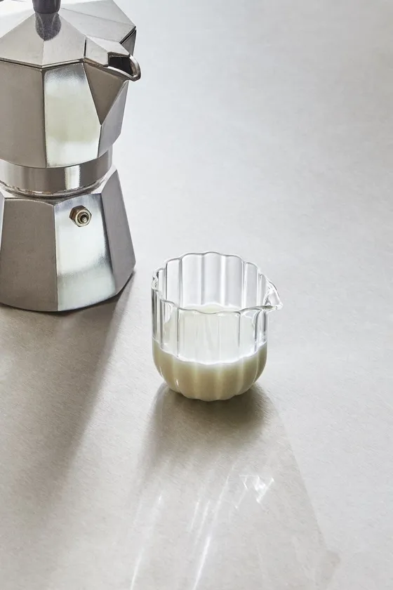 МОЛОЧНИК ИЗ БОРОСИЛИКАТНОГО СТЕКЛА