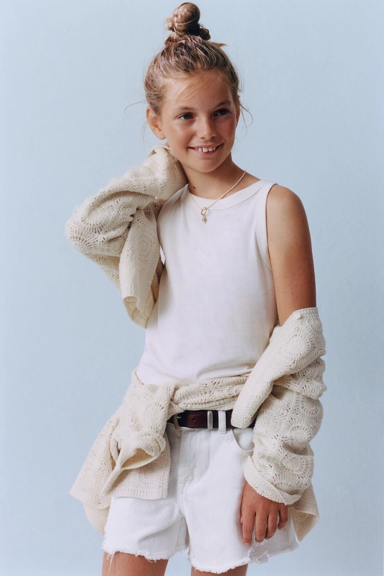Топ с крючком в цветочном дизайне с макраме горловиной