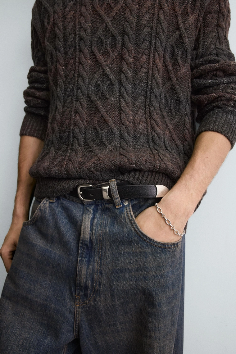 Браслет из металлических звеньев на цепи