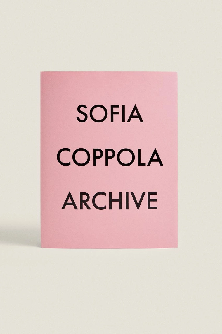 Книга archive от софии коппола